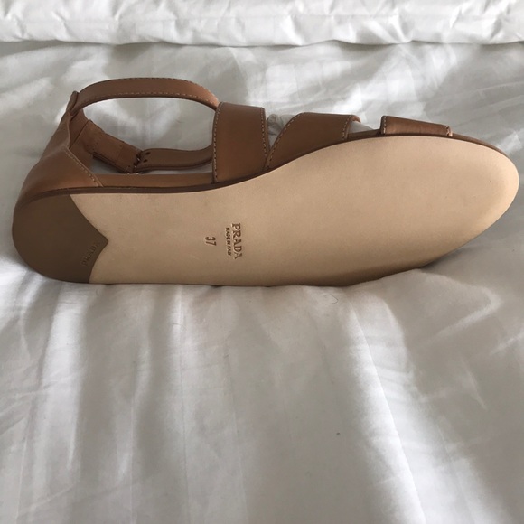 NWT Prada Gladiator flat sandals size 7 - Picture 3 of 6
